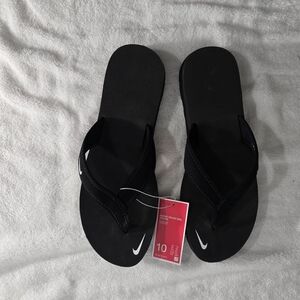 Nike Black Flip Flops